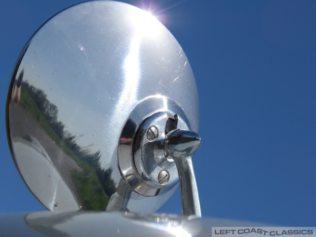 1955-jaguar-xk140-094.jpg