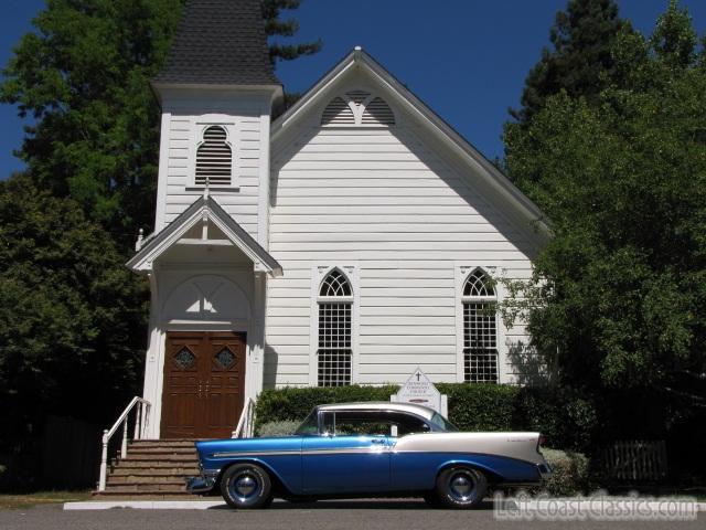 1956-chevrolet-belair-blue-010.jpg