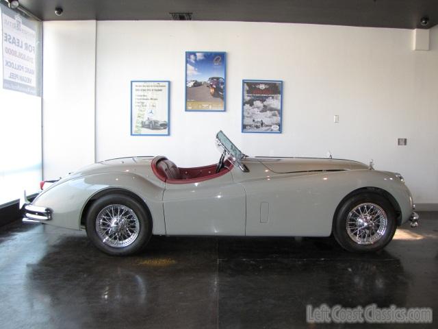 1956-jaguar-xk140-se-378.jpg