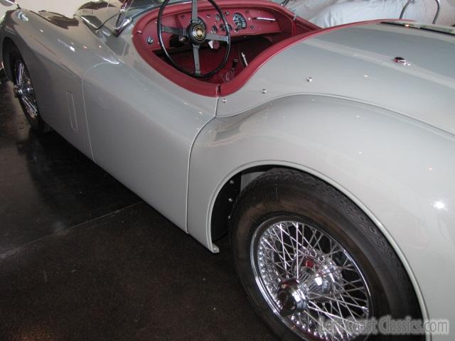 1956-jaguar-xk140-se-725.jpg