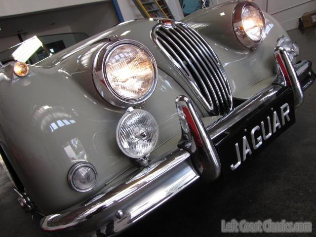 1956-jaguar-xk140-se-749.jpg