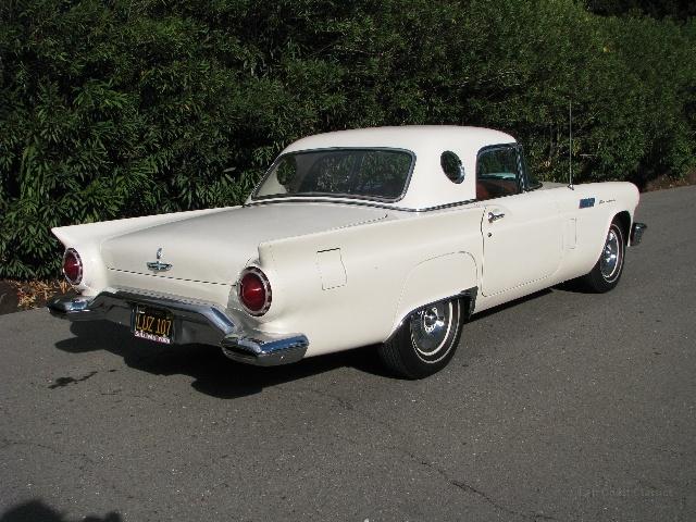 1957 Ford t-bird