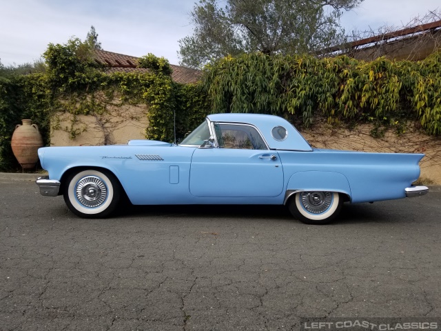 1957-ford-thunderbird-blue-014.jpg