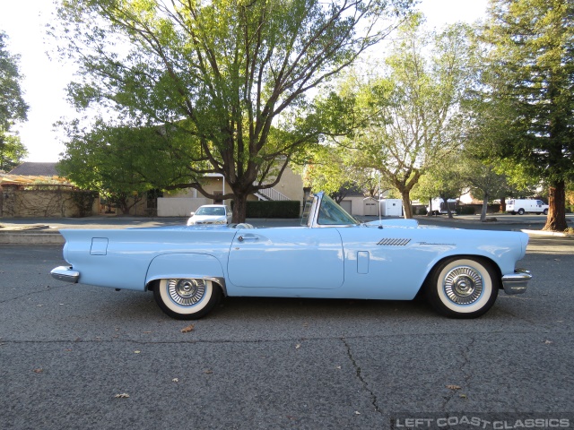 1957-ford-thunderbird-blue-028.jpg