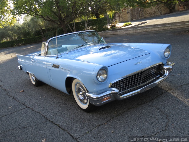 1957-ford-thunderbird-blue-030.jpg