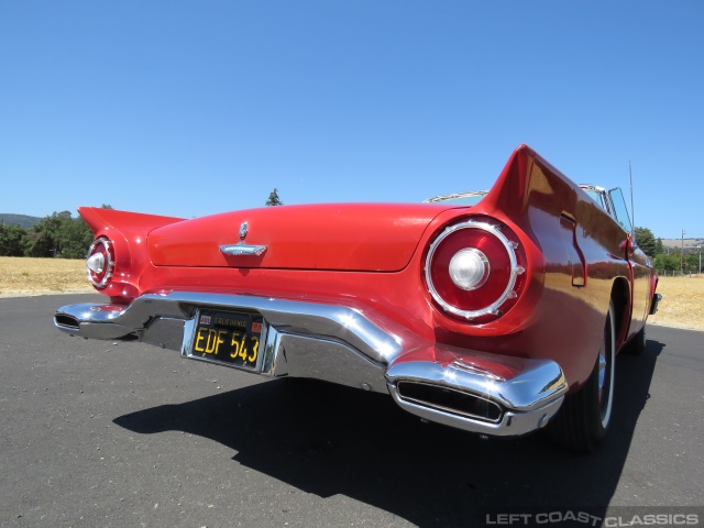 1957-ford-thunderbird-red-053.jpg