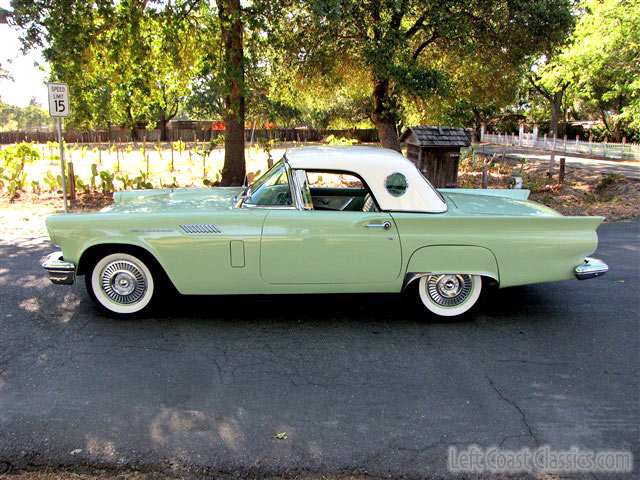 1957 Ford green #10