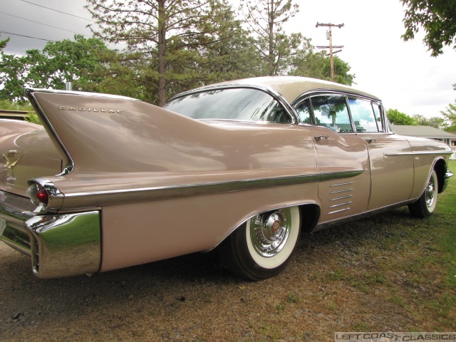 1958-cadillac-deville-hardtop-035.jpg