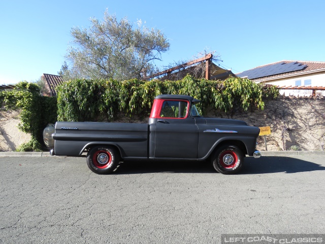 1958-chevrolet-fleetside-pickup-017.jpg