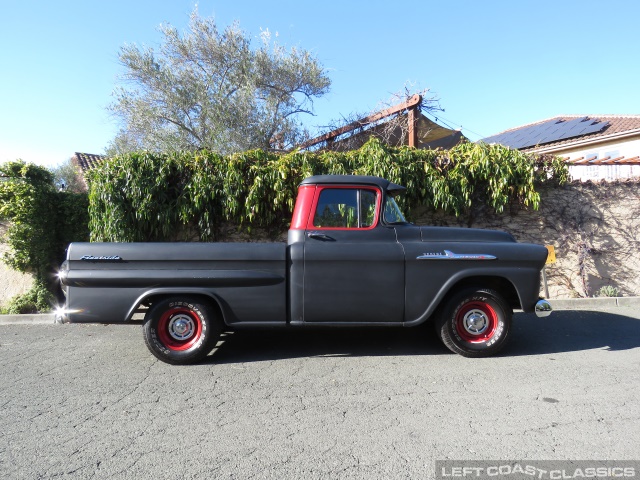 1958-chevrolet-fleetside-pickup-132.jpg