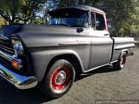 1958-chevrolet-fleetside-pickup-035