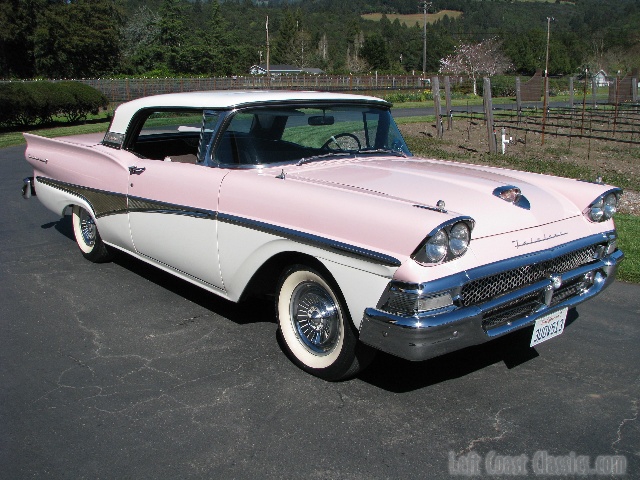 1958-ford-fairlane-skyliner-0242.jpg