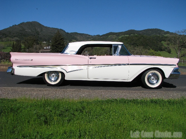 1958-ford-fairlane-skyliner-0254.jpg
