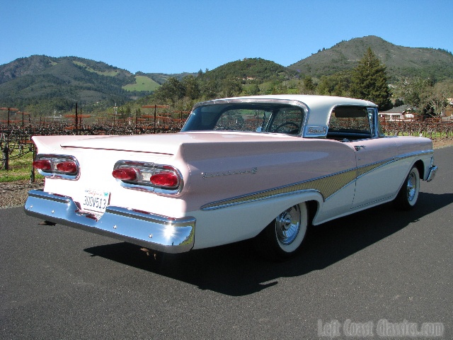 1958 Ford fairlane skyliner