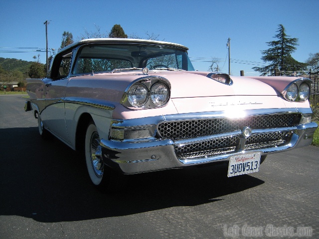 1958-ford-fairlane-skyliner-415.jpg