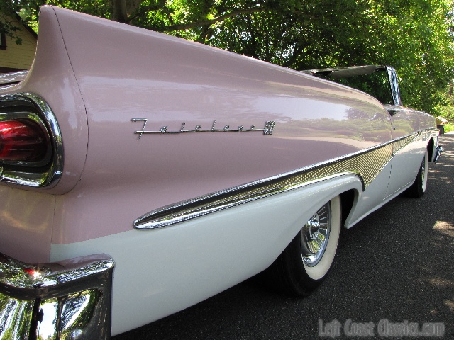 1958-ford-fairlane-skyliner-900.jpg