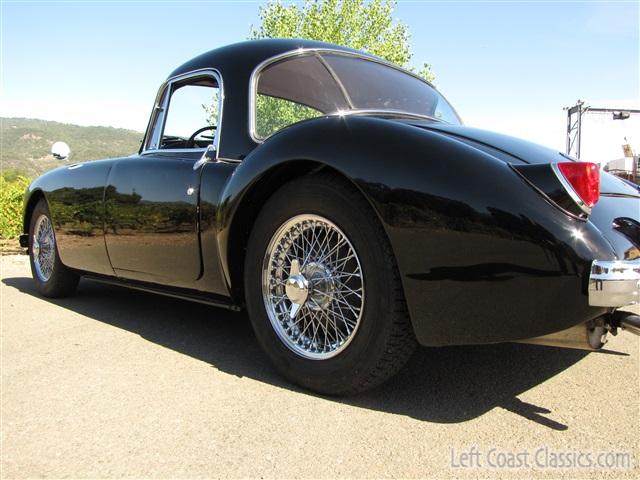 1959-mga-coupe-030.jpg