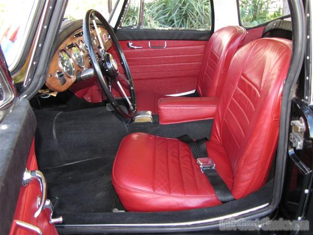 1959-mga-coupe-100.jpg