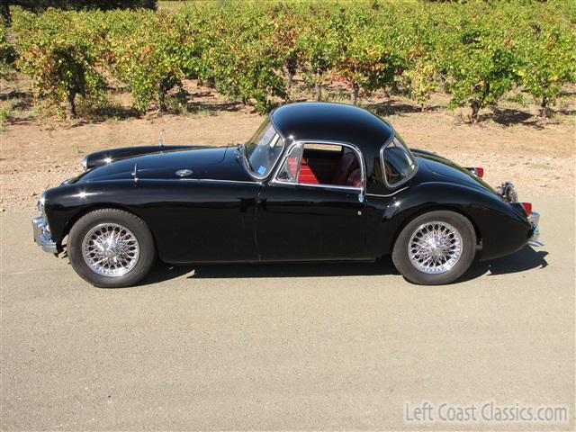 1959-mga-coupe-170.jpg