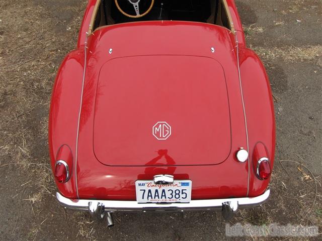 1959-mga-roadster-078.jpg