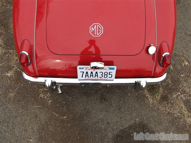 1959-mga-roadster-079.jpg