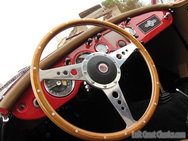 1959-mga-roadster-100.jpg
