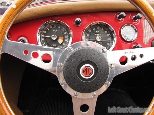 1959-mga-roadster-105.jpg