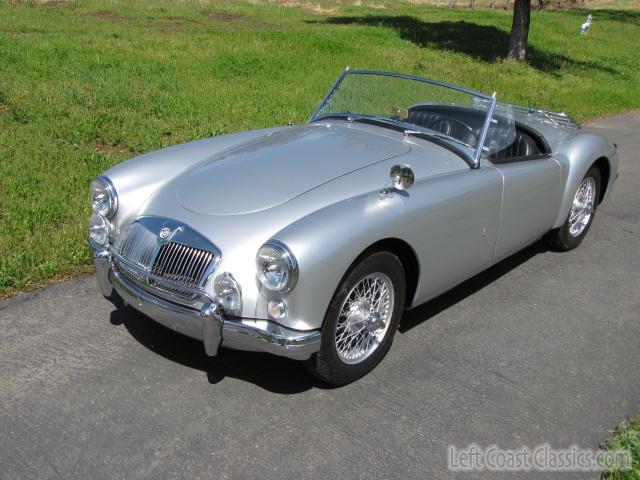 1959-mga-roadster-010.jpg