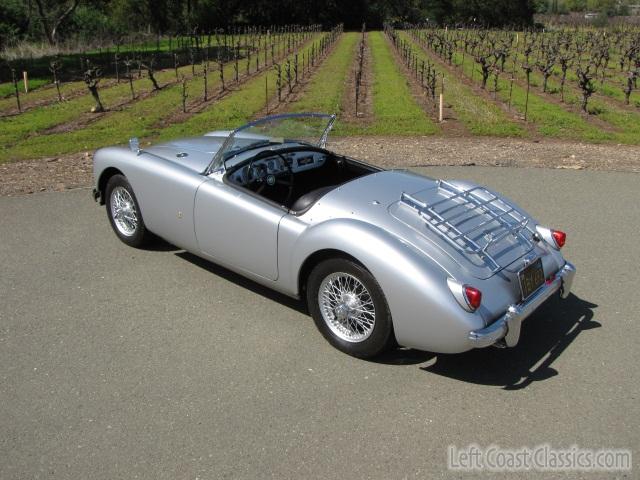 1959-mga-roadster-044.jpg