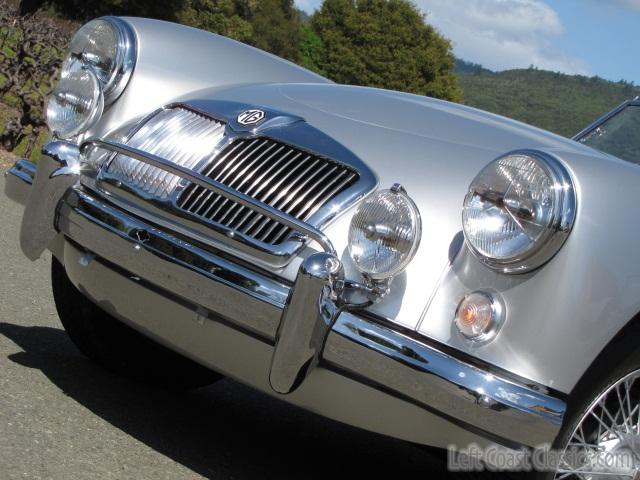 1959-mga-roadster-100.jpg
