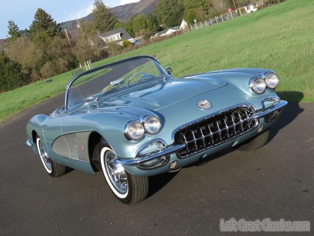 1960-chevrolet-corvette-c1-041.jpg