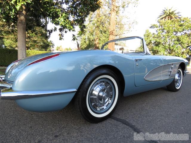 1960-chevrolet-corvette-c1-080.jpg