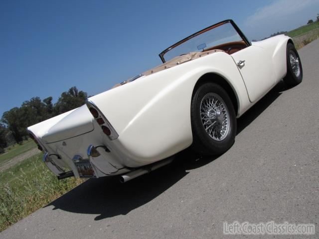 1960-daimler-dart-sp250-039.jpg