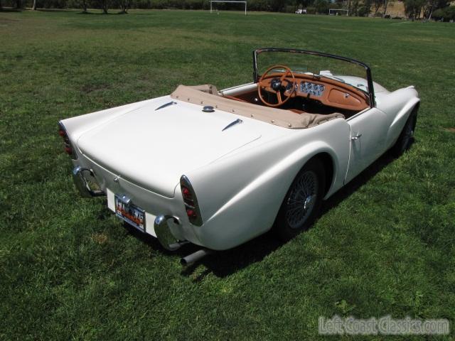 1960-daimler-dart-sp250-041.jpg