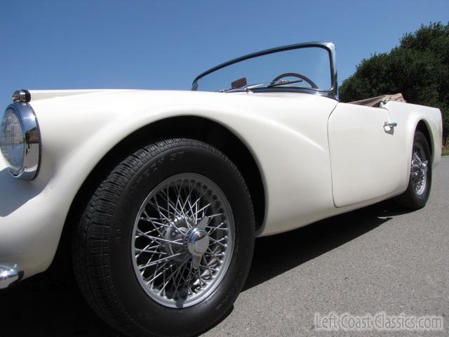 1960-daimler-dart-sp250-068.jpg