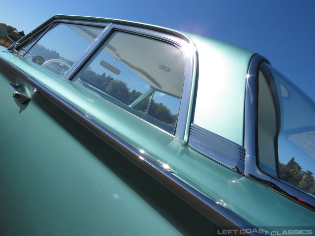 1960-ford-fairlane-500-082.jpg