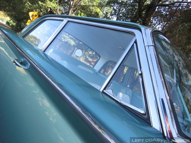 1960-ford-fairlane-500-083.jpg