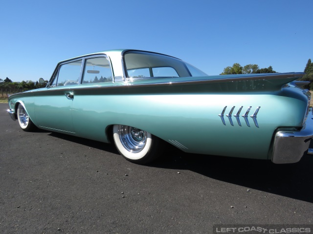 1960-ford-fairlane-500-103.jpg