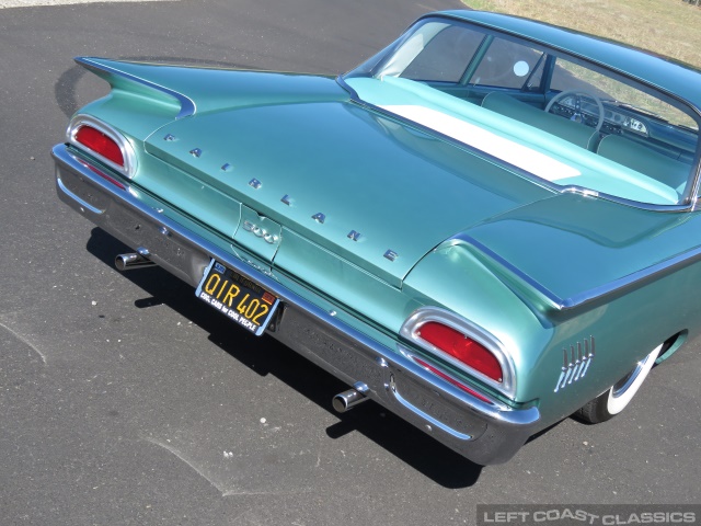 1960-ford-fairlane-500-130.jpg