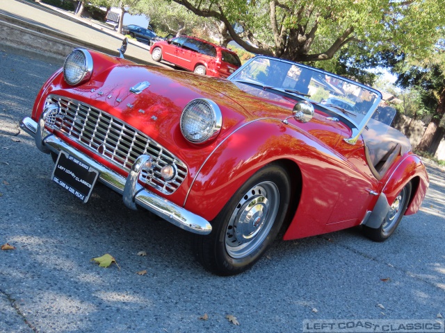 1960-triumph-tr3-013.jpg