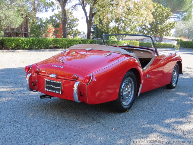 1960-triumph-tr3-032.jpg