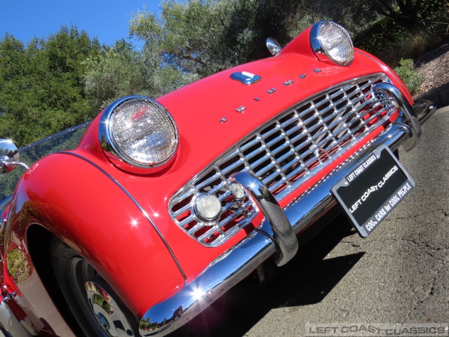 1960-triumph-tr3-055.jpg