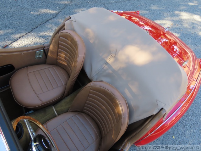 1960-triumph-tr3-128.jpg