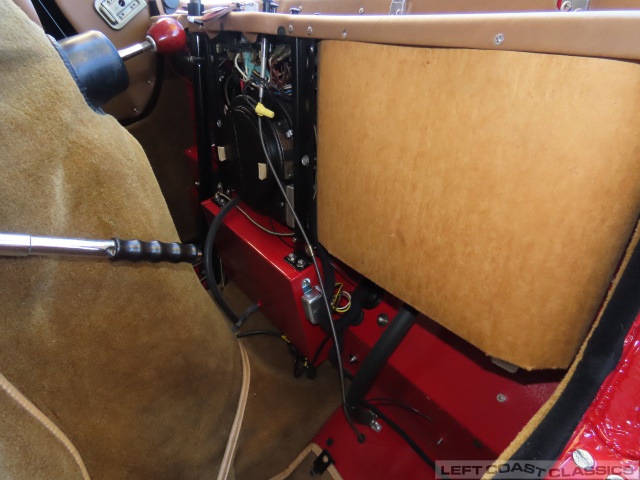 1960-triumph-tr3-135.jpg