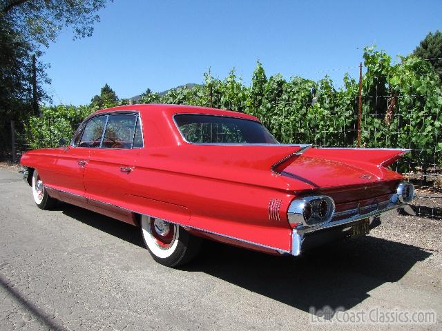 1961-cadillac-fleetwood-250.jpg