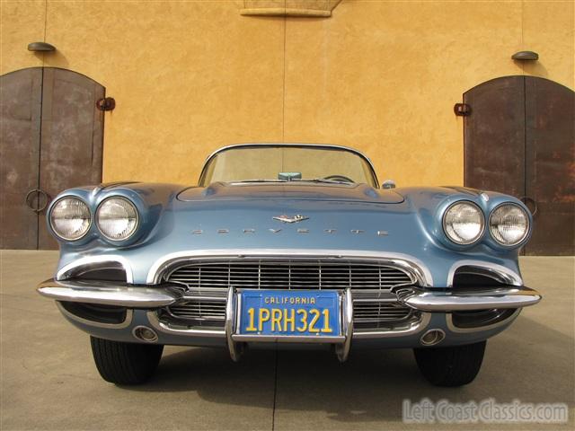 1961-corvette-convertible-004.jpg