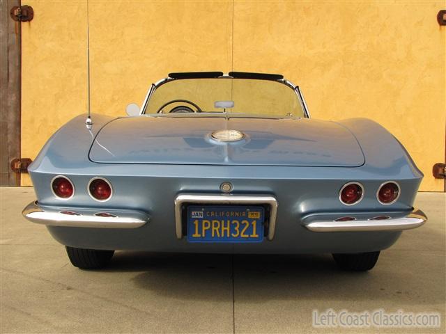 1961-corvette-convertible-017.jpg