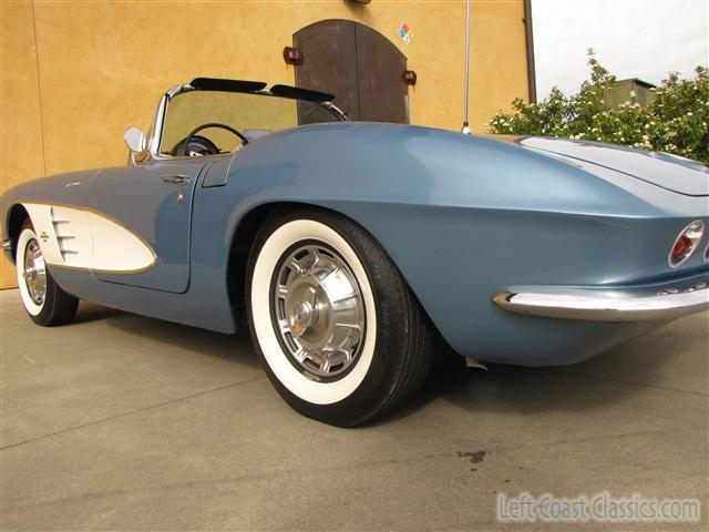 1961-corvette-convertible-050.jpg