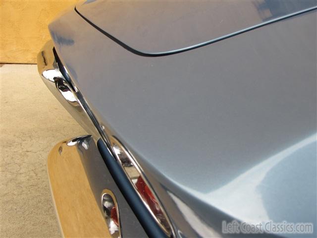 1961-corvette-convertible-082.jpg