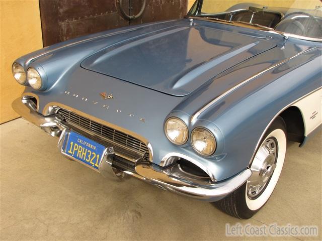 1961-corvette-convertible-097.jpg